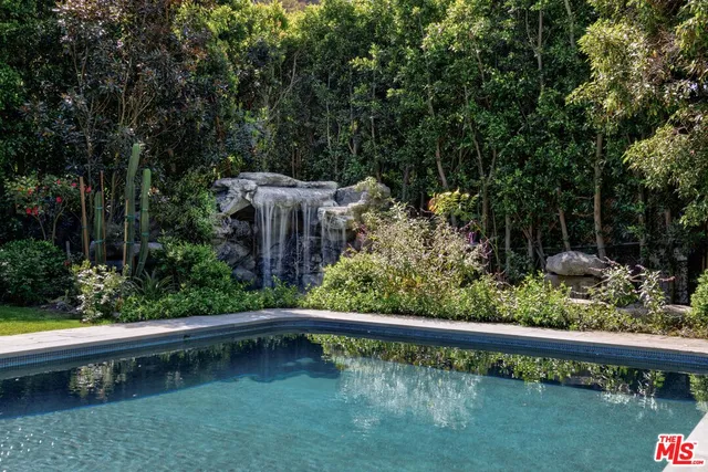 $4,995,000 | 1857 Benedict Canyon Drive, Beverly Hills, CA 90210