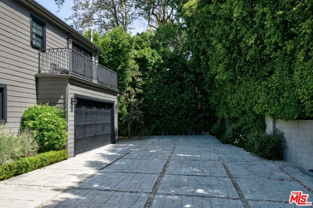 $4,995,000 | 1857 Benedict Canyon Drive, Beverly Hills, CA 90210
