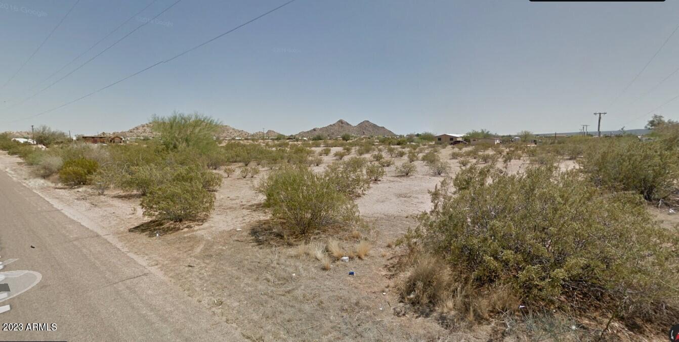 436 North Tejon Road Maricopa, AZ 85139 - Photo 8 of 9 Screenshot_8