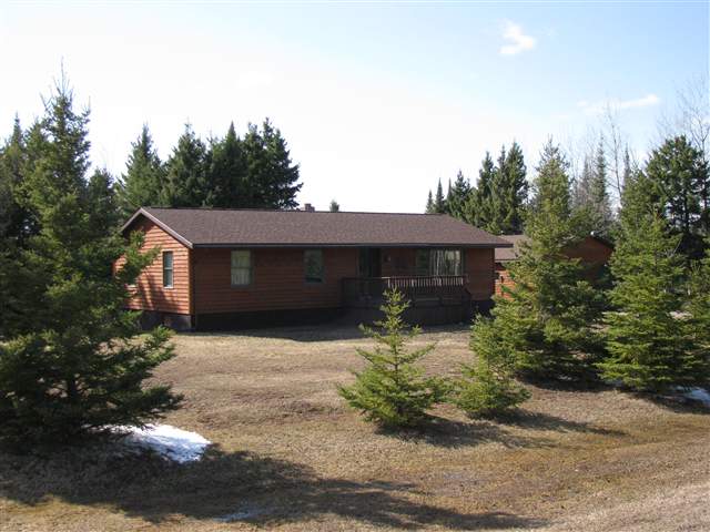 2039 Loop Road Two Harbors, MN 55616 - Photo 1 of 16 Gallery Image 1