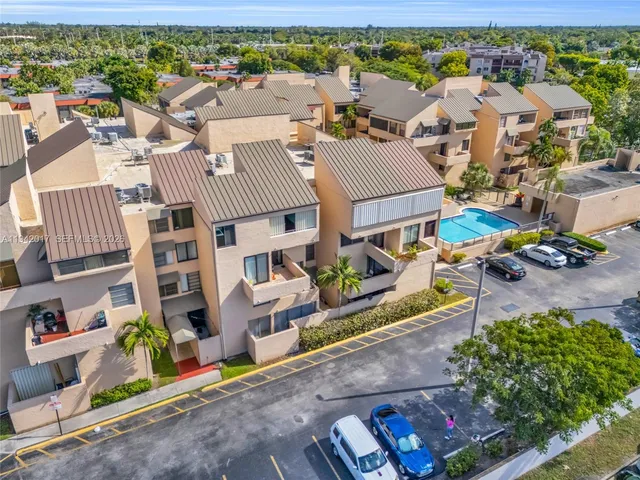 an aerial view of multiple house