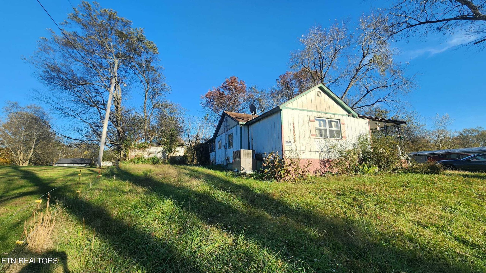 7429 Rising Road Knoxville, TN 37924 - Photo 3 of 18 Gallery Image 3