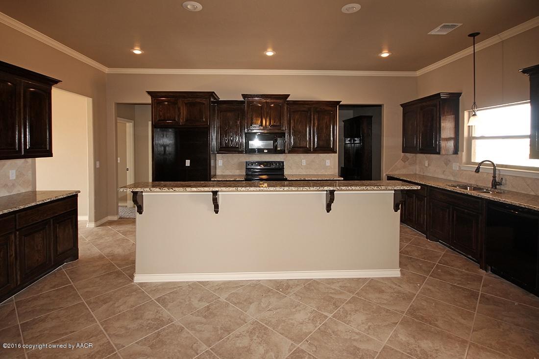 17800 Stone Creek Road Bushland, TX 79124 - Photo 10 of 29 Kitchen