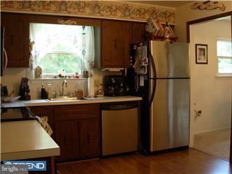 1712 Mill Road Boothwyn, PA 19061 - Photo 5 of 12 Kitchen