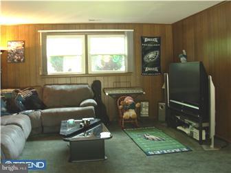 1712 Mill Road Boothwyn, PA 19061 - Photo 6 of 12 Family Room