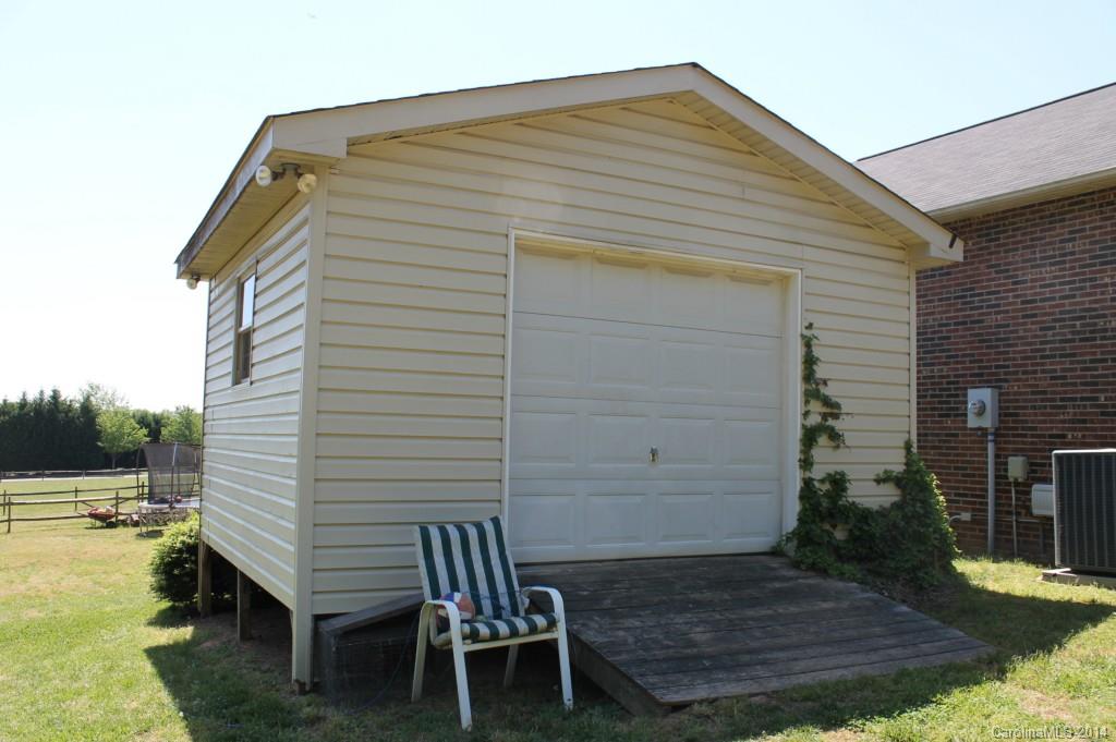 257 Robert Keever Road Stanley, NC 28164 - Photo 4 of 14 Gallery Image 4