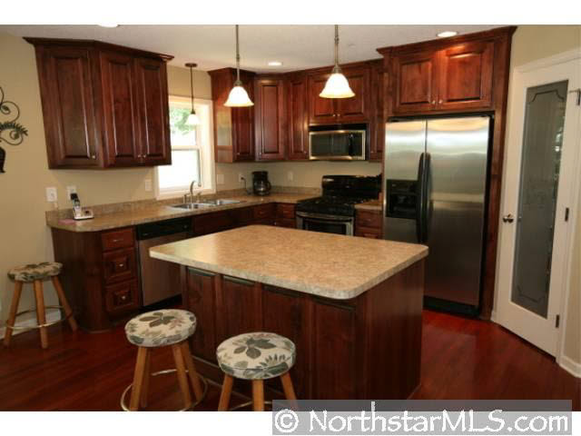 799 Gramsie Road Shoreview, MN 55126 - Photo 3 of 10