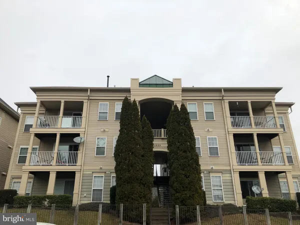 $2,250 | 1055 Gardenview Loop, Unit 304, Woodbridge, VA 22191