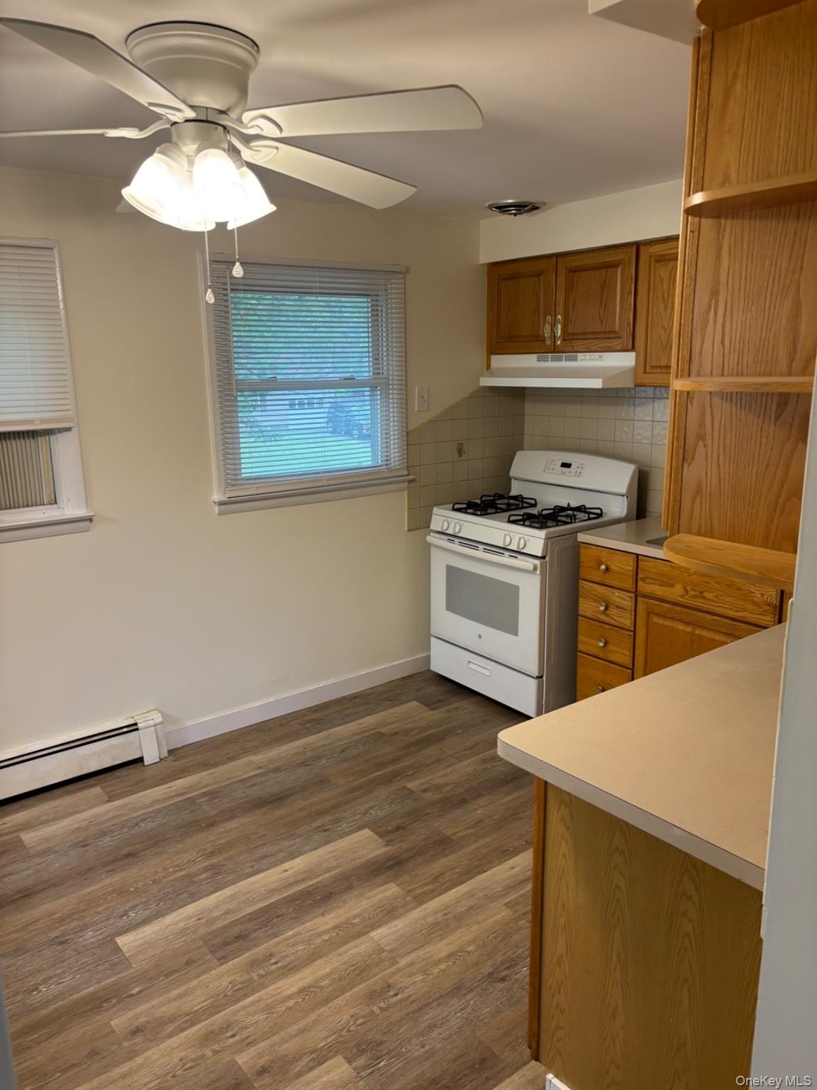 210 Floradale Road Liverpool, NY 13088 - Photo 9 of 20