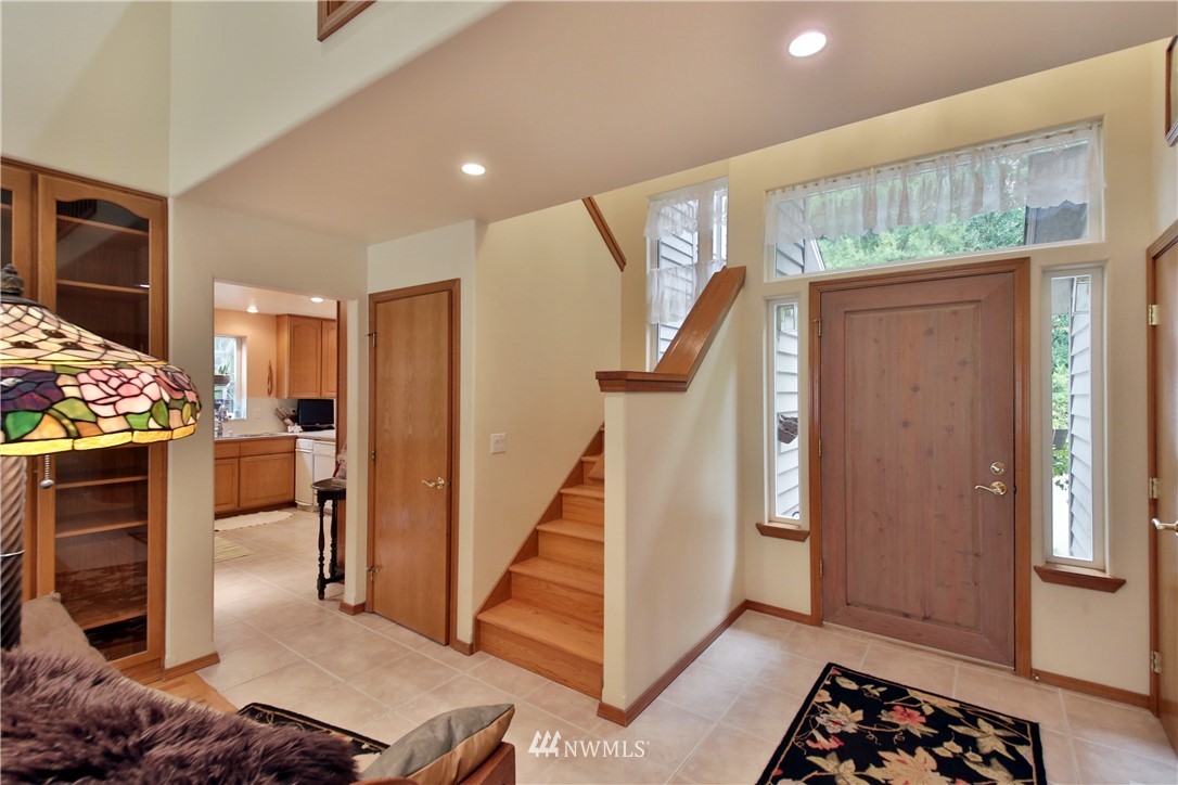 4081 Springwater Lane Clinton, WA 98236 - Photo 15 of 25 Gallery Image 15