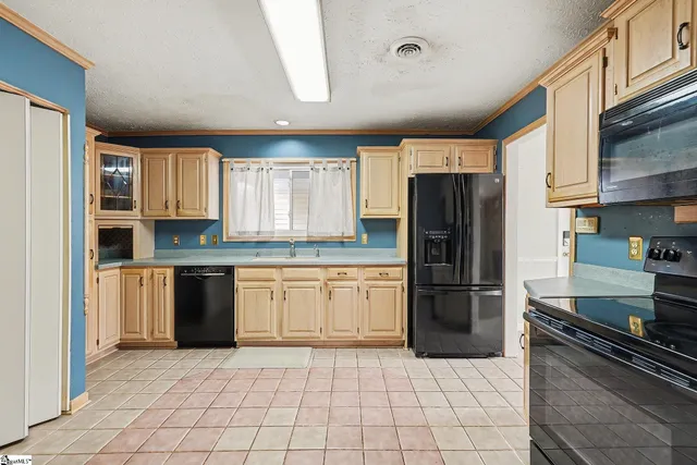 $267,000 | 113 Grant Drive, Laurens, SC 29360