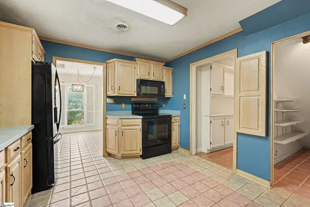 $267,000 | 113 Grant Drive, Laurens, SC 29360