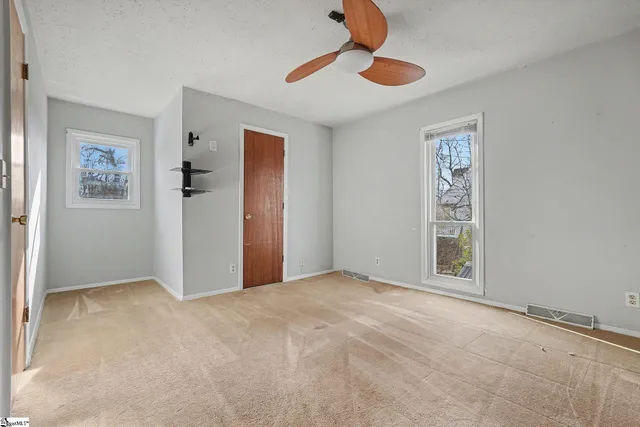 $267,000 | 113 Grant Drive, Laurens, SC 29360