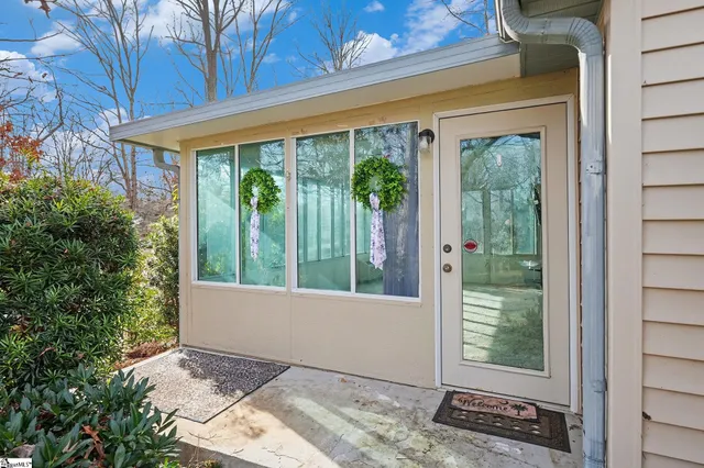 $267,000 | 113 Grant Drive, Laurens, SC 29360