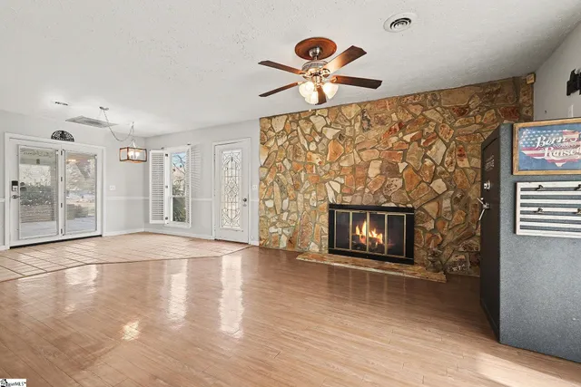 $267,000 | 113 Grant Drive, Laurens, SC 29360