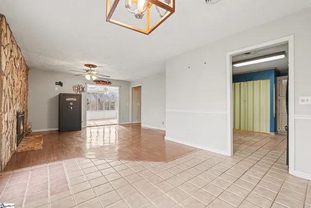 $267,000 | 113 Grant Drive, Laurens, SC 29360