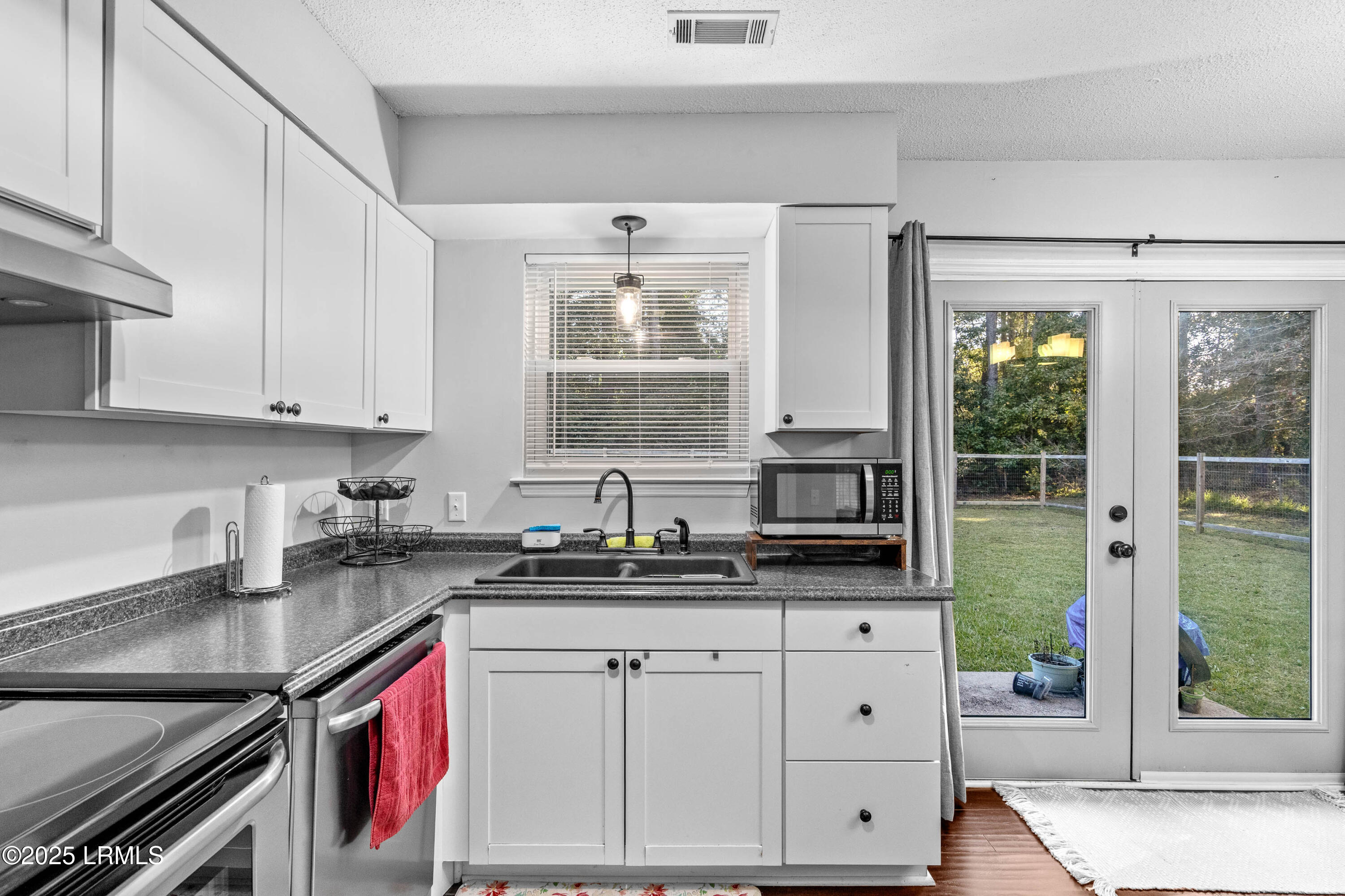 18 Hewlett Road Beaufort, SC 29907 - Photo 16 of 31 18 Hewlett-23