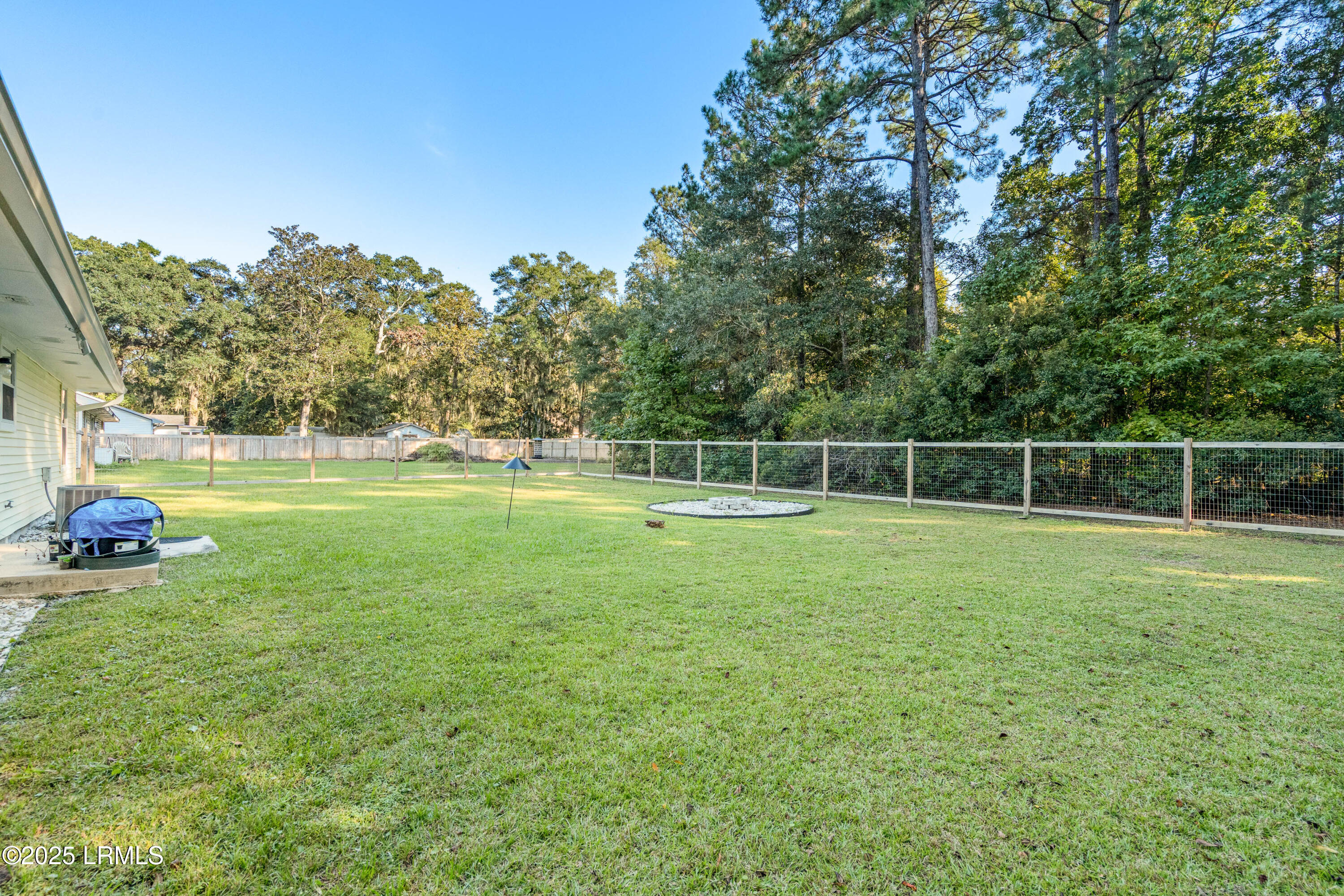 18 Hewlett Road Beaufort, SC 29907 - Photo 29 of 31 18 Hewlett-6