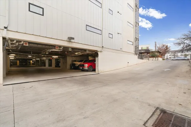 $399,000 | 3600 South Lamar Boulevard, Unit 110, Austin, TX 78704