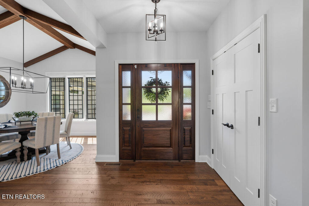 191 Thunder Ridge Drive Vonore, TN 37885 - Photo 16 of 60 Foyer/ Entry Way