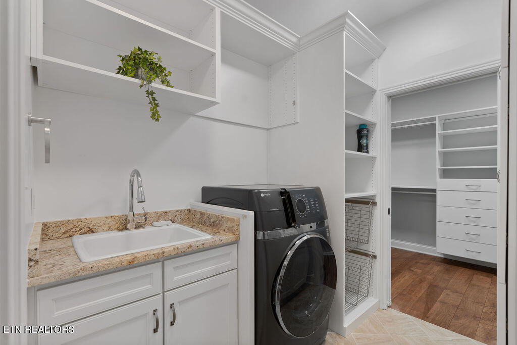 191 Thunder Ridge Drive Vonore, TN 37885 - Photo 37 of 60 Laundry
