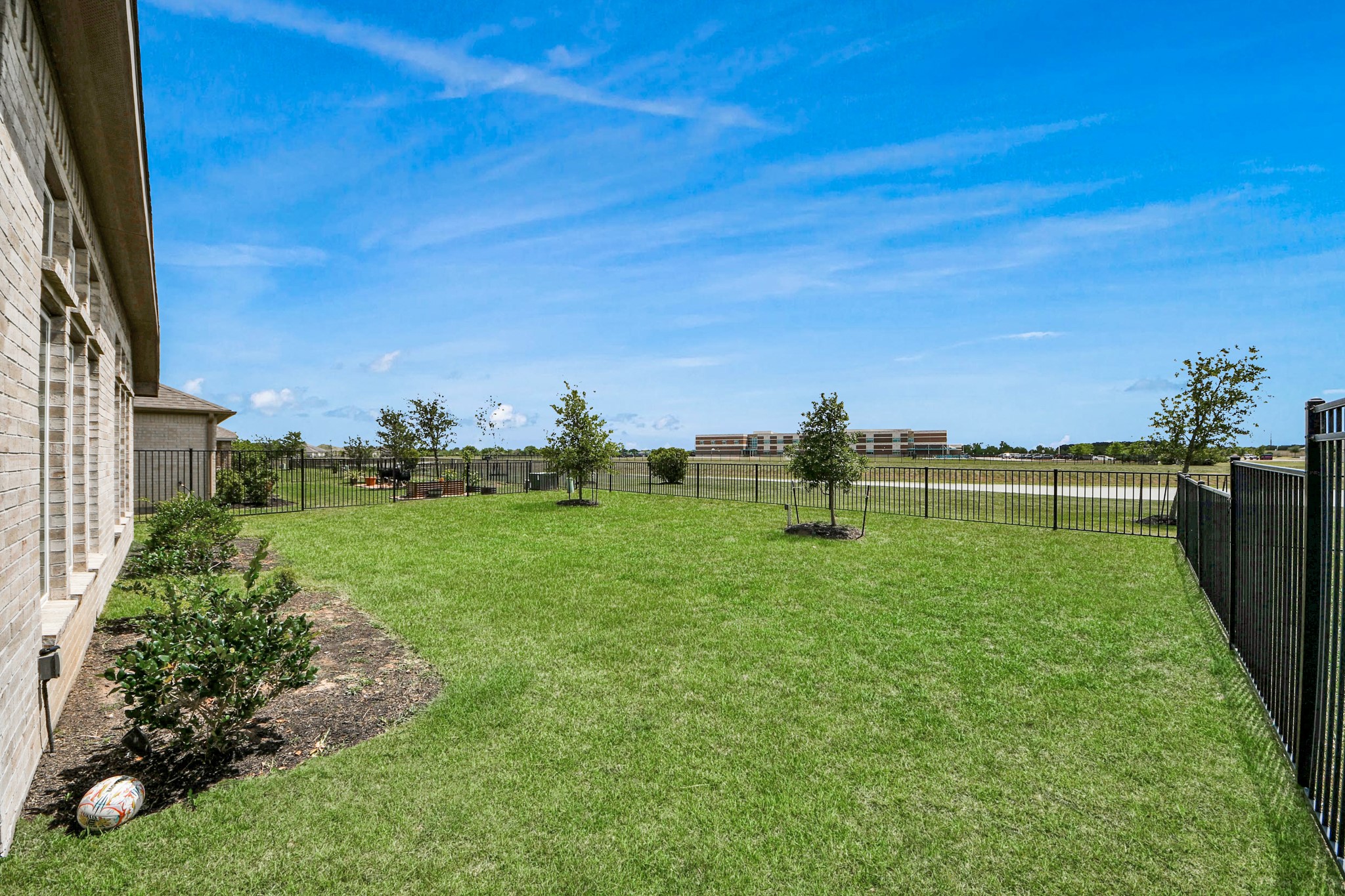 1614 Sequoia Run Drive Rosharon, TX 77583 - Photo 41 of 45