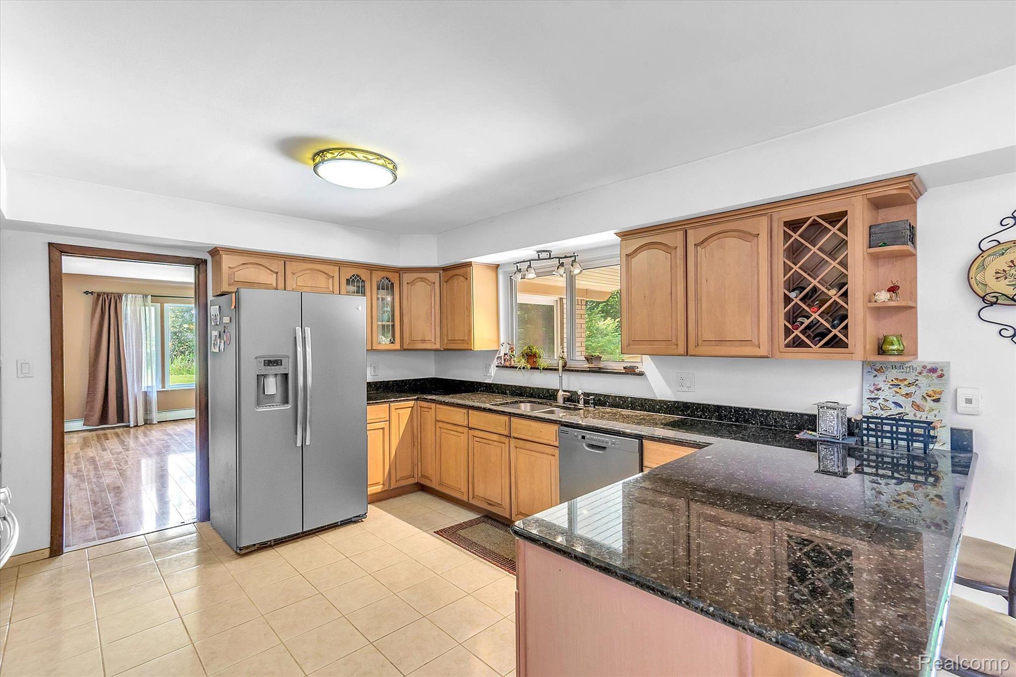 9055 Morton Taylor Road Belleville, MI 48111 - Photo 22 of 55 KITCHEN