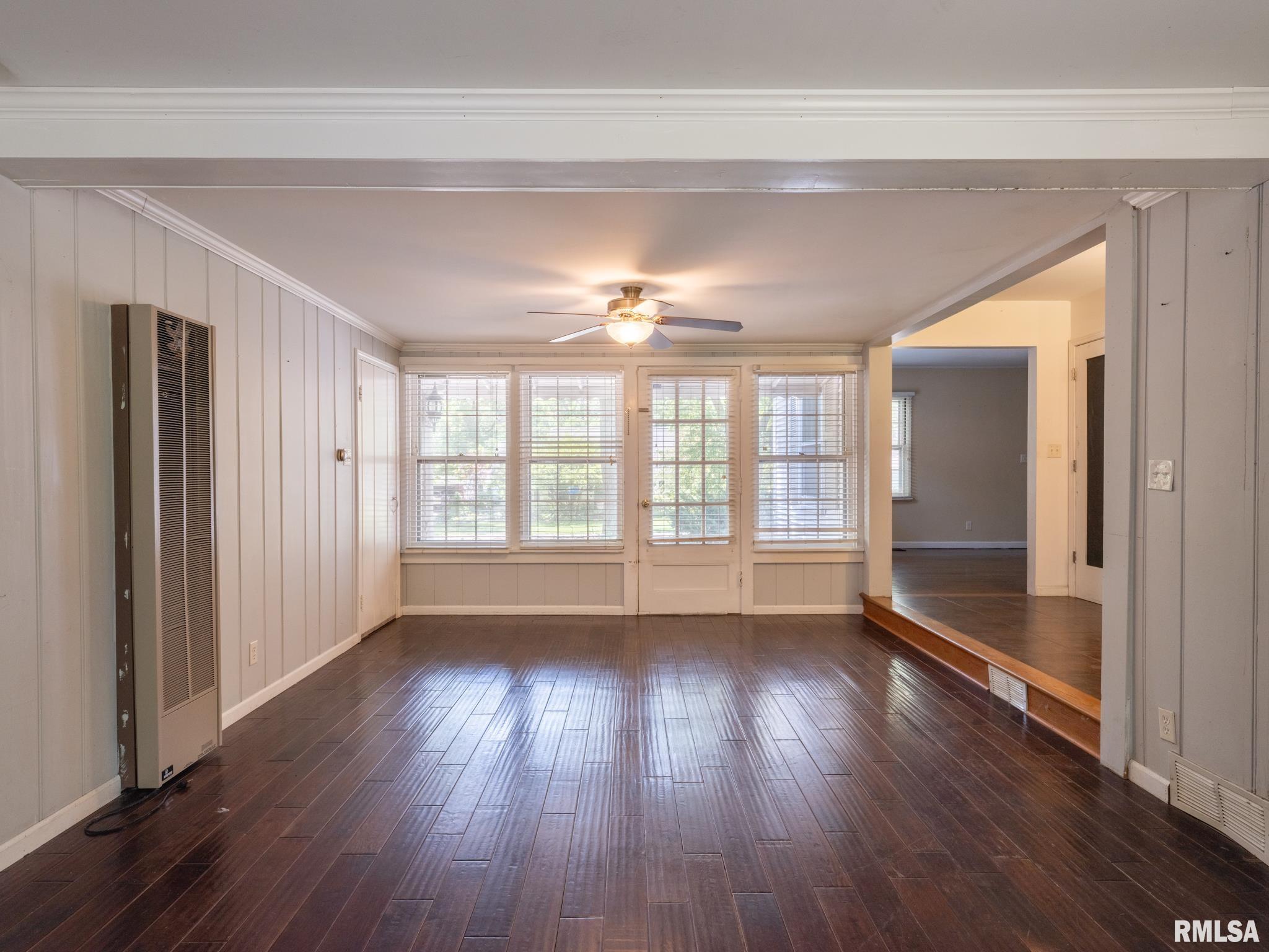 319 West Stonegate Road Peoria, IL 61614 - Photo 13 of 52 Gallery Image 13