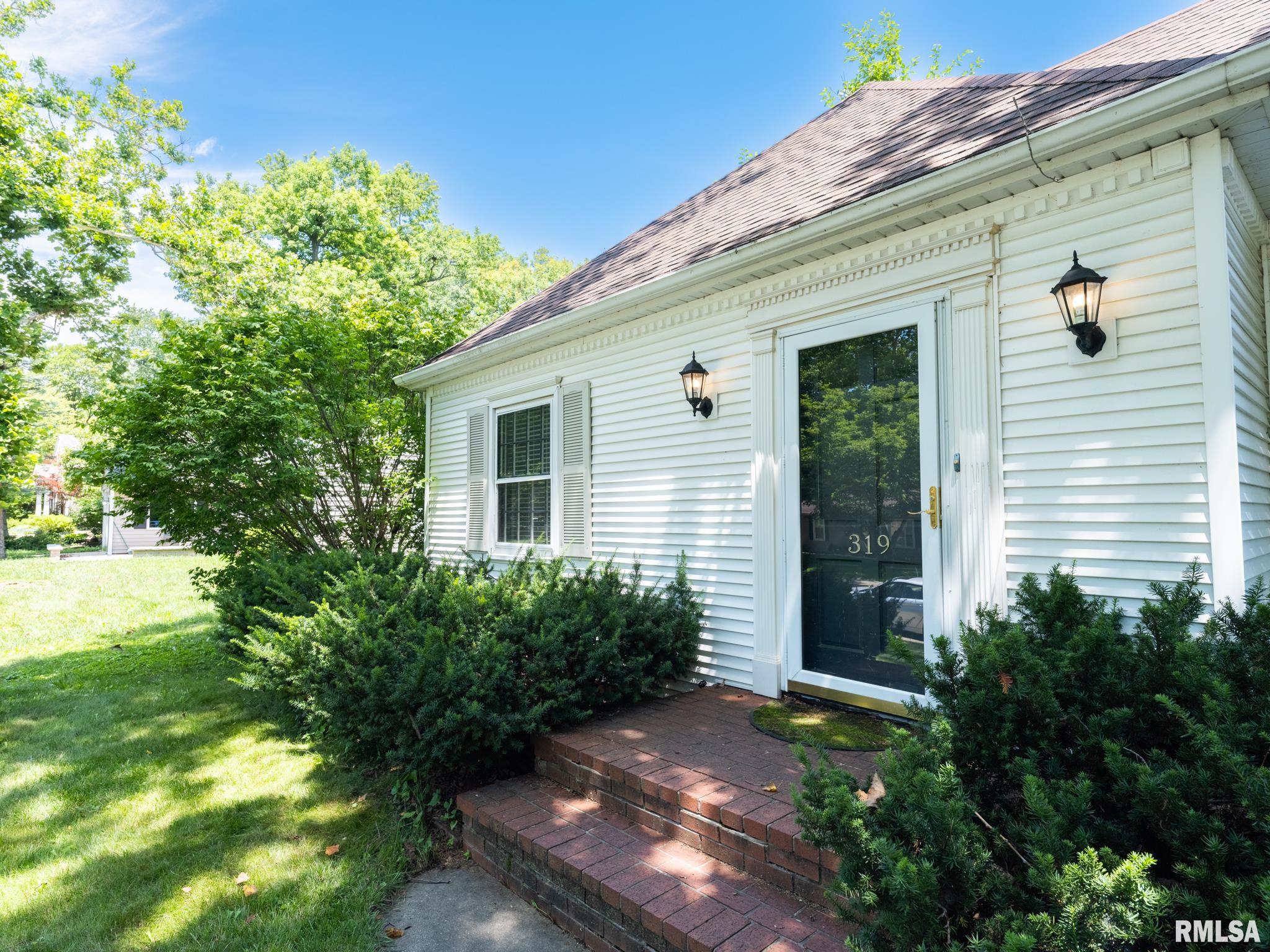 319 West Stonegate Road Peoria, IL 61614 - Photo 48 of 52 Gallery Image 48