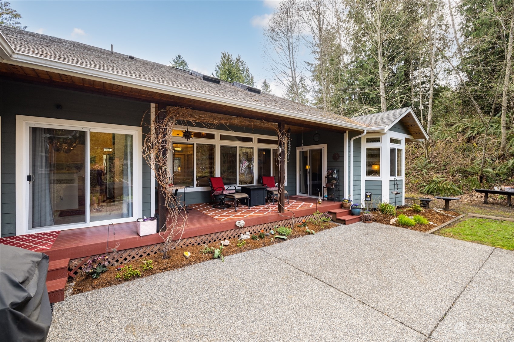 16068 Mountain View Road Mount Vernon, WA 98274 - Photo 18 of 20 Gallery Image 18