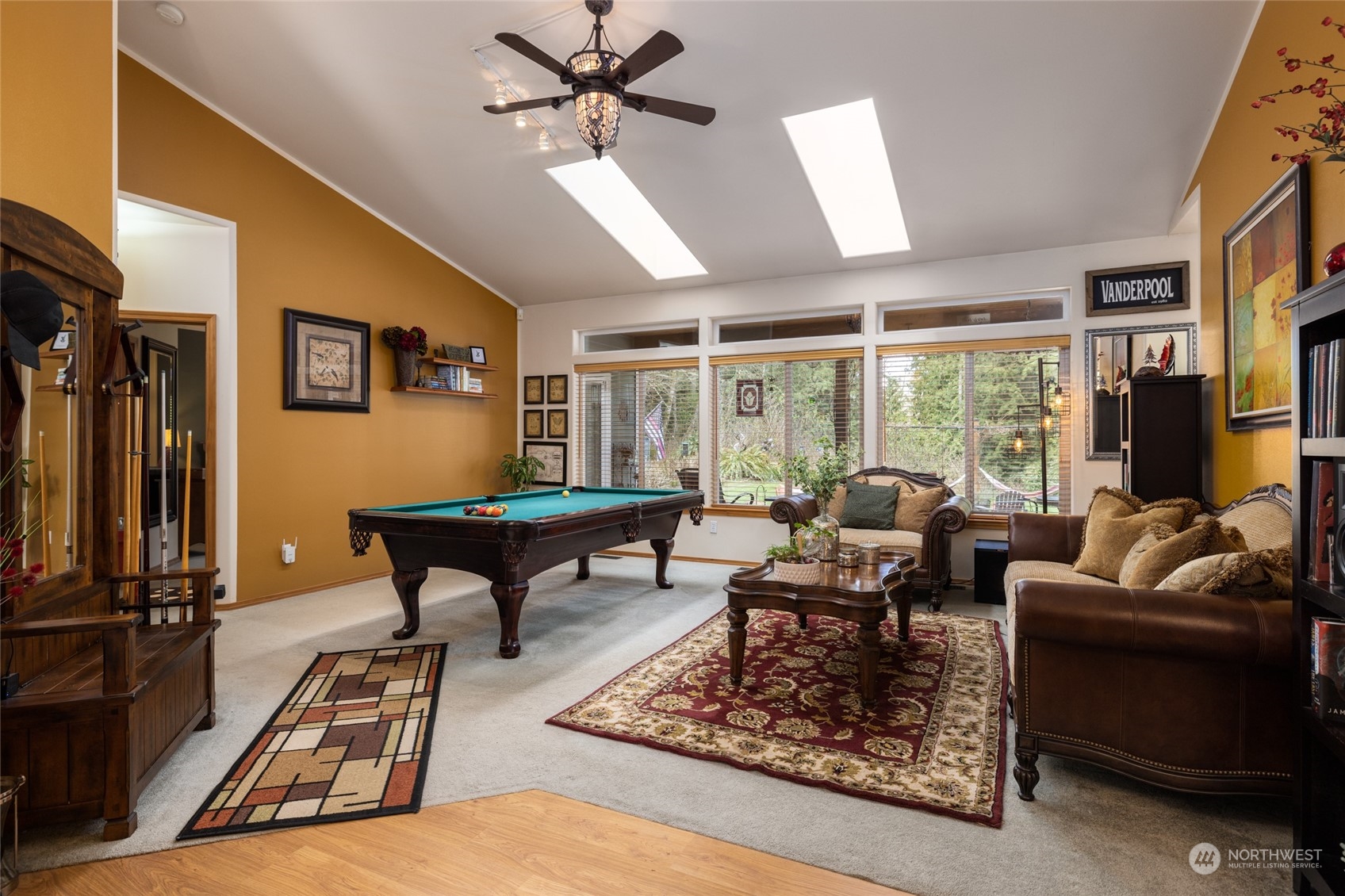 16068 Mountain View Road Mount Vernon, WA 98274 - Photo 3 of 20 Gallery Image 3
