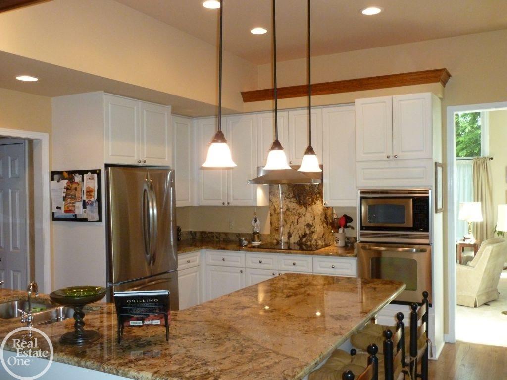 1901 Grayslake Drive Rochester Hills, MI 48306 - Photo 19 of 45