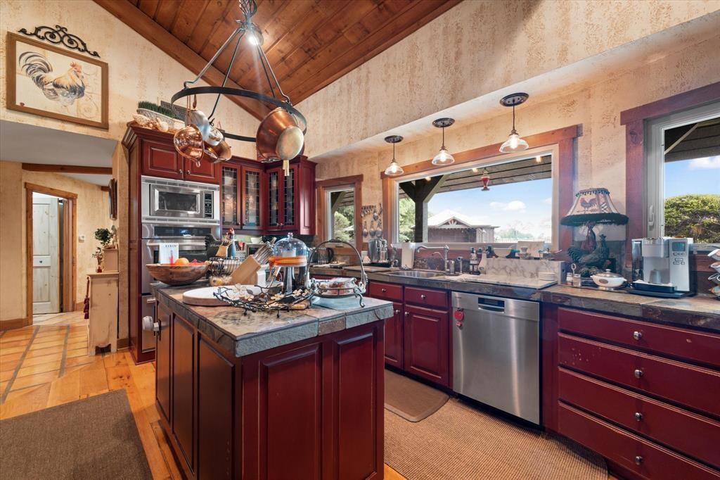 1382 East Blackjack Road East Pilot Point, TX 76258 - Photo 6 of 20