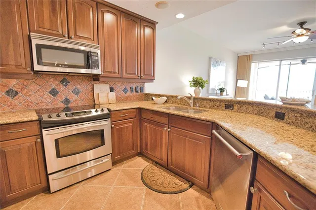 $474,900 | 6360 Water Crest Way, Unit 203, Lakewood Ranch, FL 34202