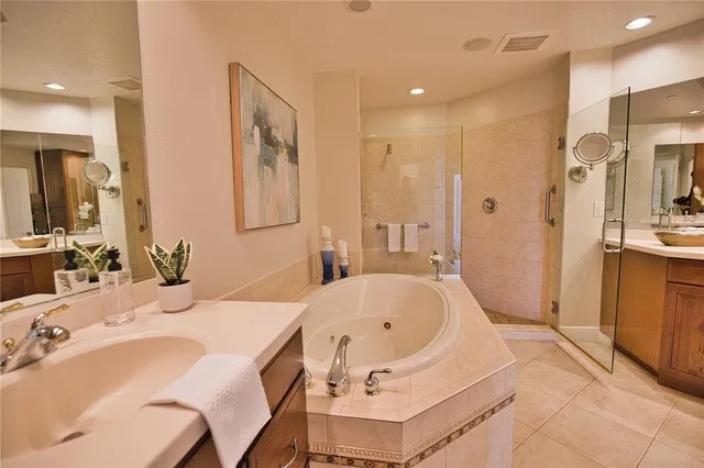 $474,900 | 6360 Water Crest Way, Unit 203, Lakewood Ranch, FL 34202