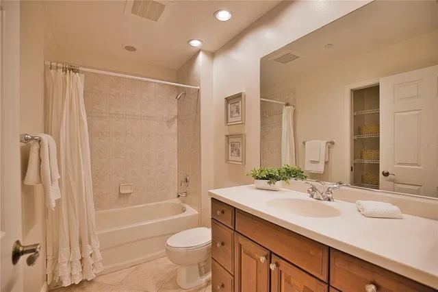 $474,900 | 6360 Water Crest Way, Unit 203, Lakewood Ranch, FL 34202