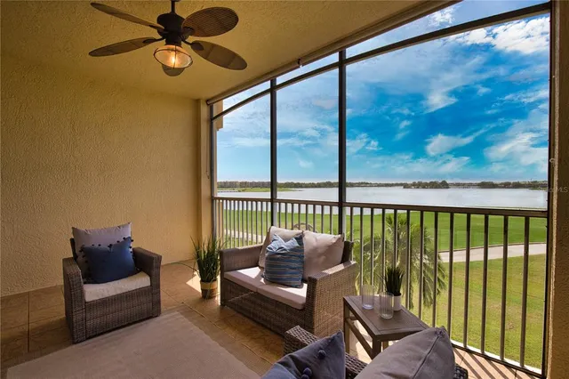 $474,900 | 6360 Water Crest Way, Unit 203, Lakewood Ranch, FL 34202
