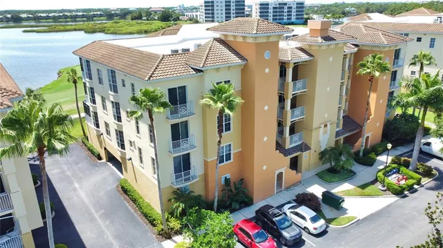 $474,900 | 6360 Water Crest Way, Unit 203, Lakewood Ranch, FL 34202