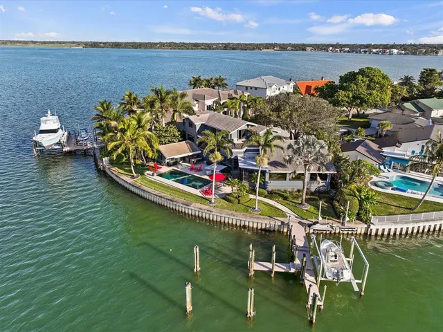 $25,000 | 621 Belle Isle Avenue, Belleair Beach, FL 33786