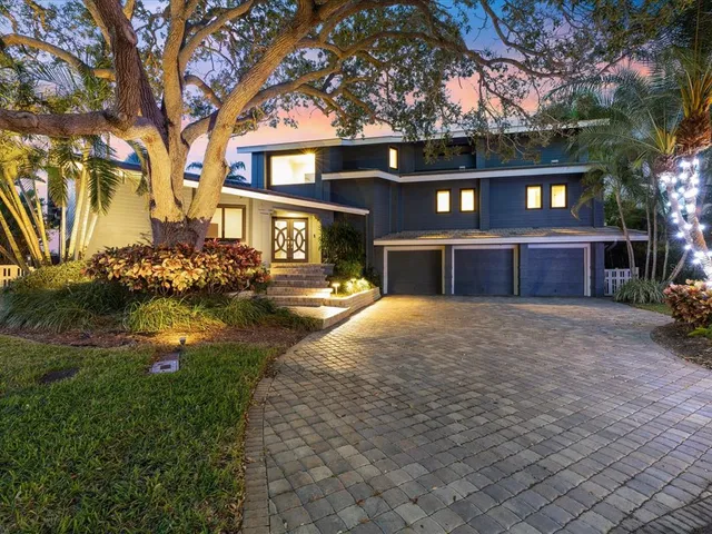 $25,000 | 621 Belle Isle Avenue, Belleair Beach, FL 33786