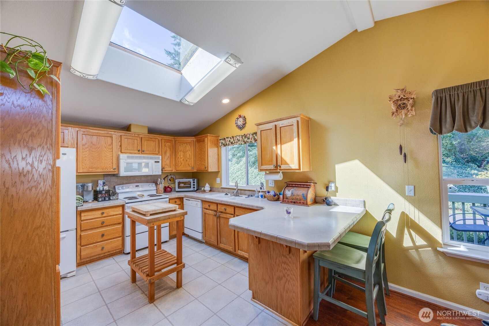 600 Northeast Lincoln Road, Unit 35 Poulsbo, WA 98370 - Photo 9 of 26