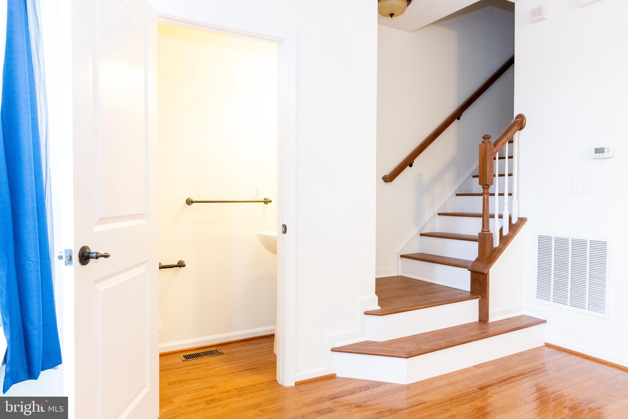 7317 Summit Rock Road Elkridge, MD 21075 - Photo 17 of 36 a view of entryway