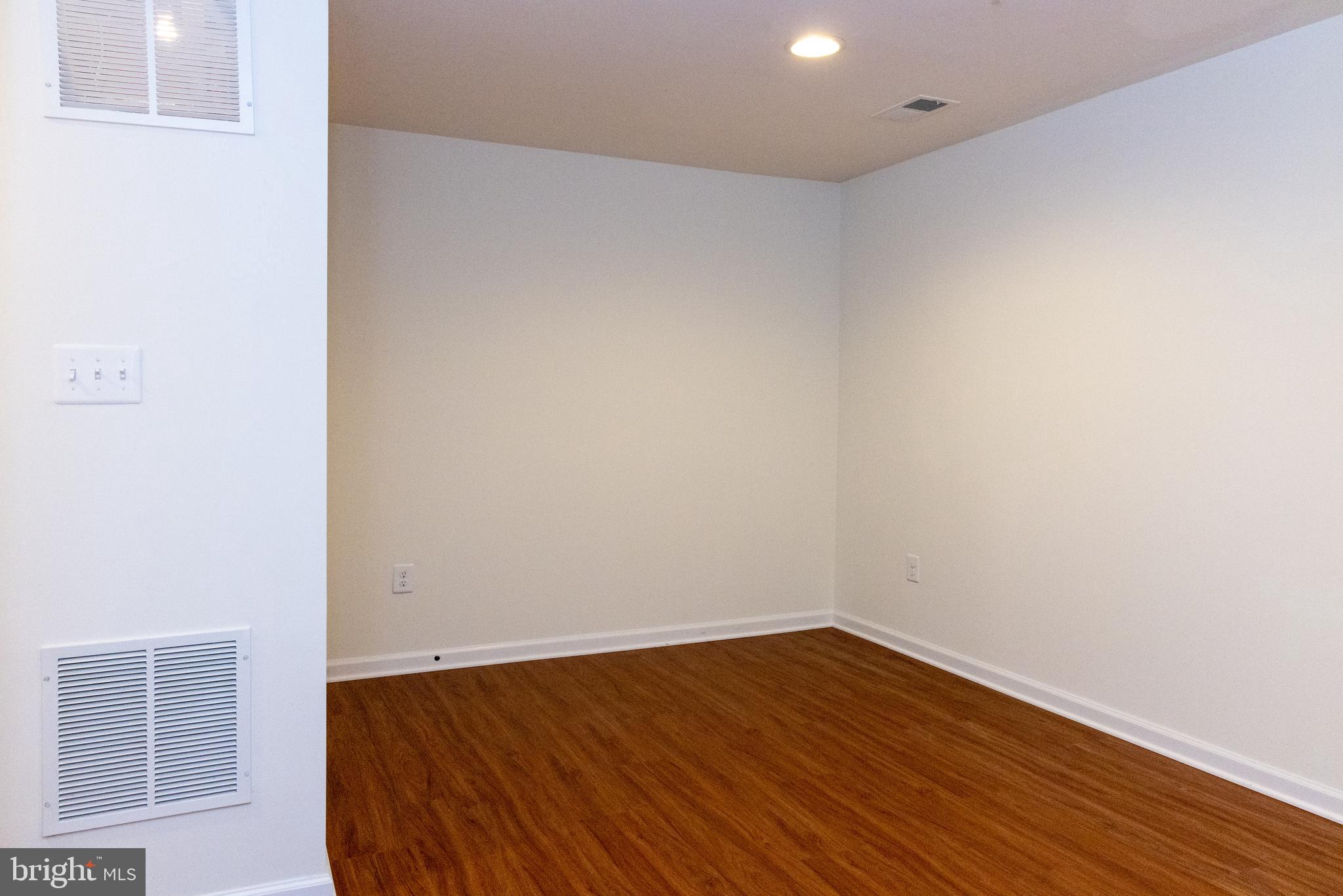 7317 Summit Rock Road Elkridge, MD 21075 - Photo 4 of 36 a view of an empty room