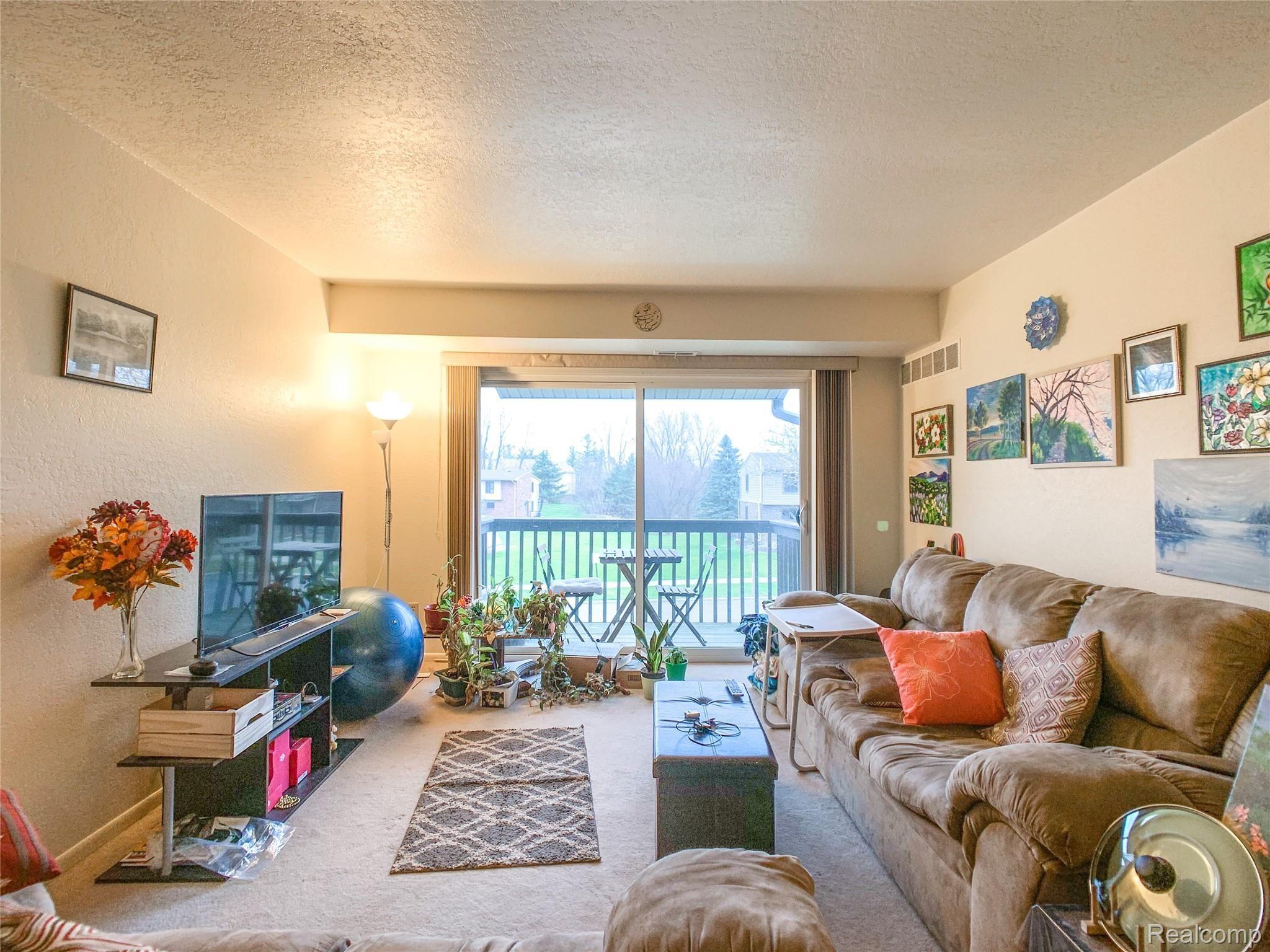 1727 Maple Ridge Road, Unit 13 Haslett, MI 48840 - Photo 29 of 33 1727 Maple Ridge Unit13 Meridian Twp MI-9.jpg
