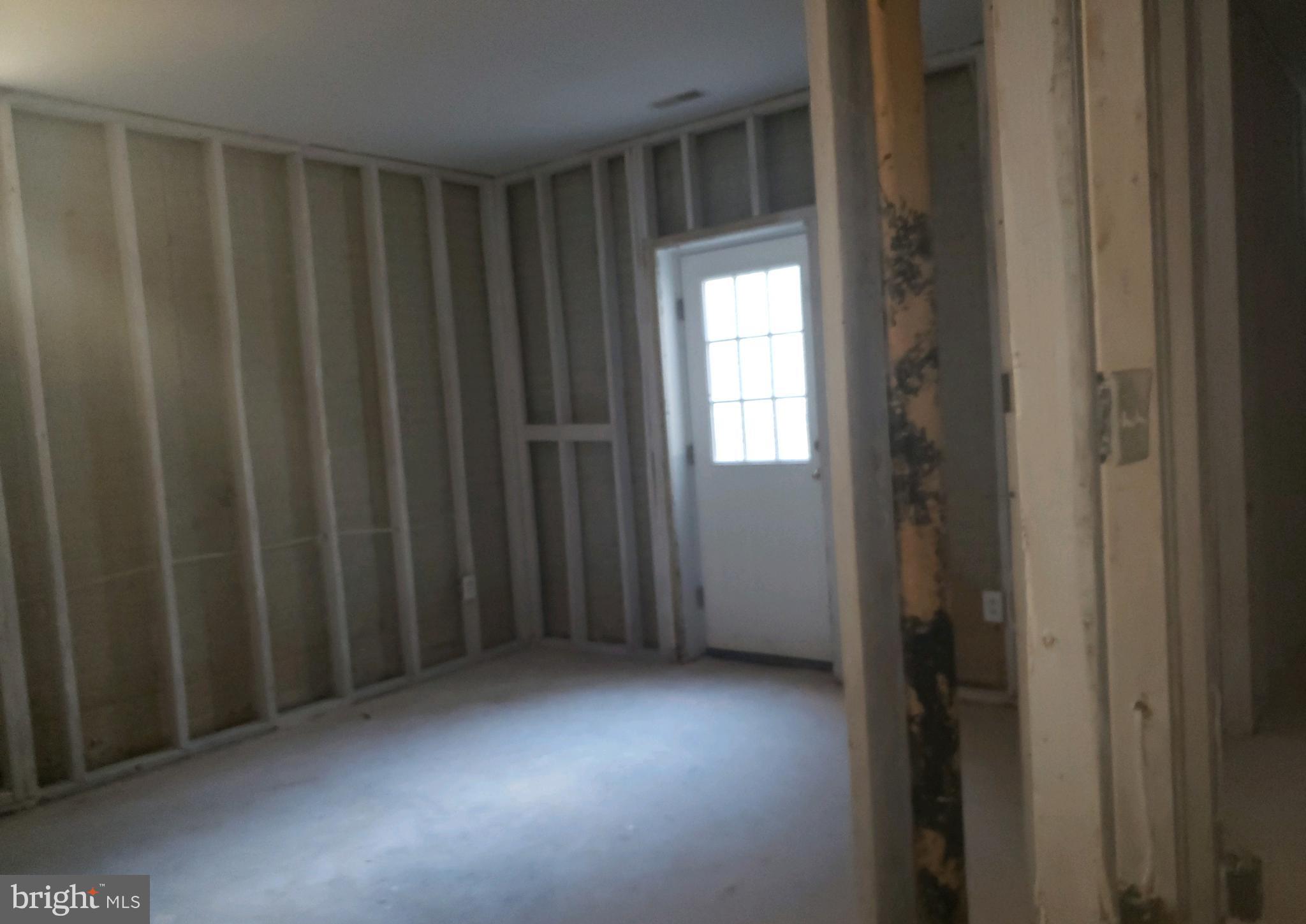 8114 Dotty Road Baltimore, MD 21237 - Photo 20 of 33 Gallery Image 20