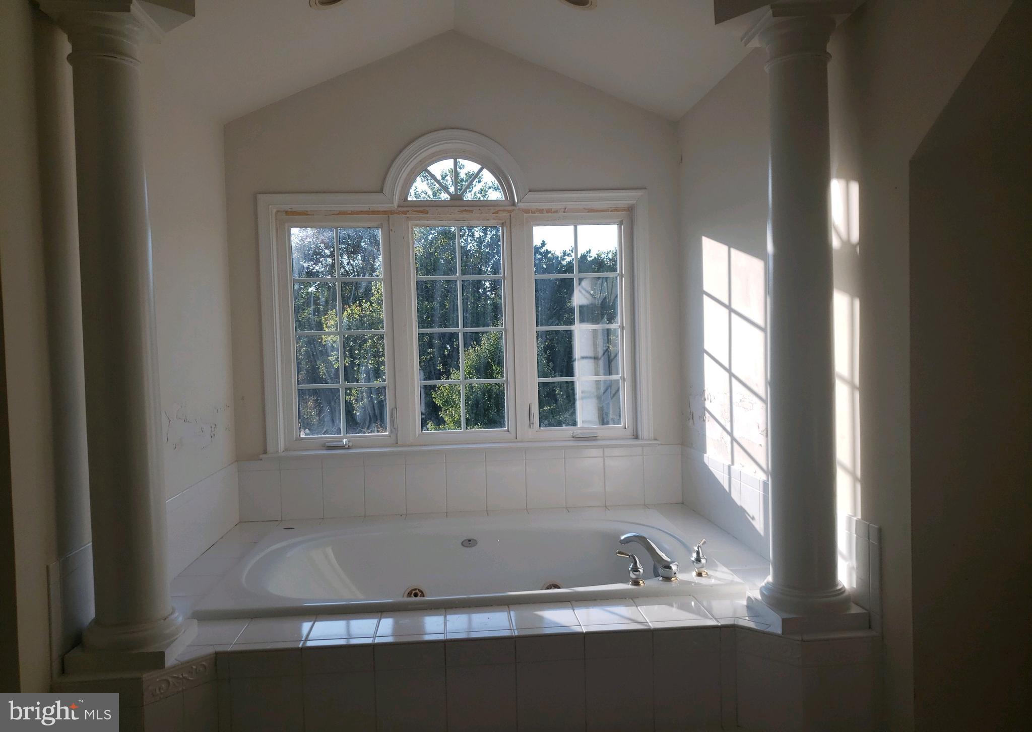 8114 Dotty Road Baltimore, MD 21237 - Photo 32 of 33 Gallery Image 32