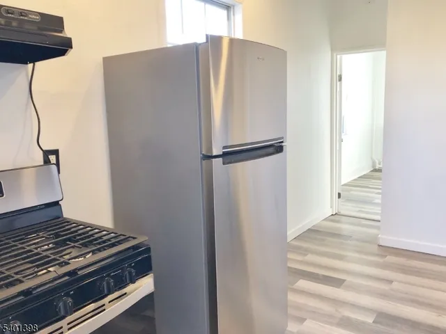 $2,400 | 227 East 3rd Avenue, Unit 2, Roselle, NJ 07203