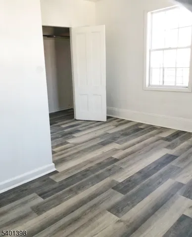 $2,400 | 227 East 3rd Avenue, Unit 2, Roselle, NJ 07203