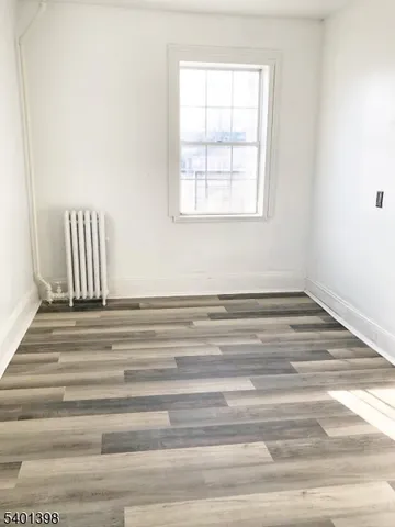 $2,400 | 227 East 3rd Avenue, Unit 2, Roselle, NJ 07203