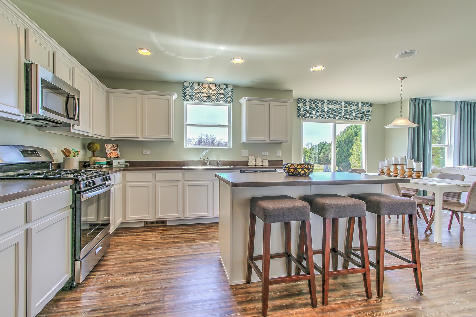 513 Endicott Road South Elgin, IL 60177 - Photo 19 of 33